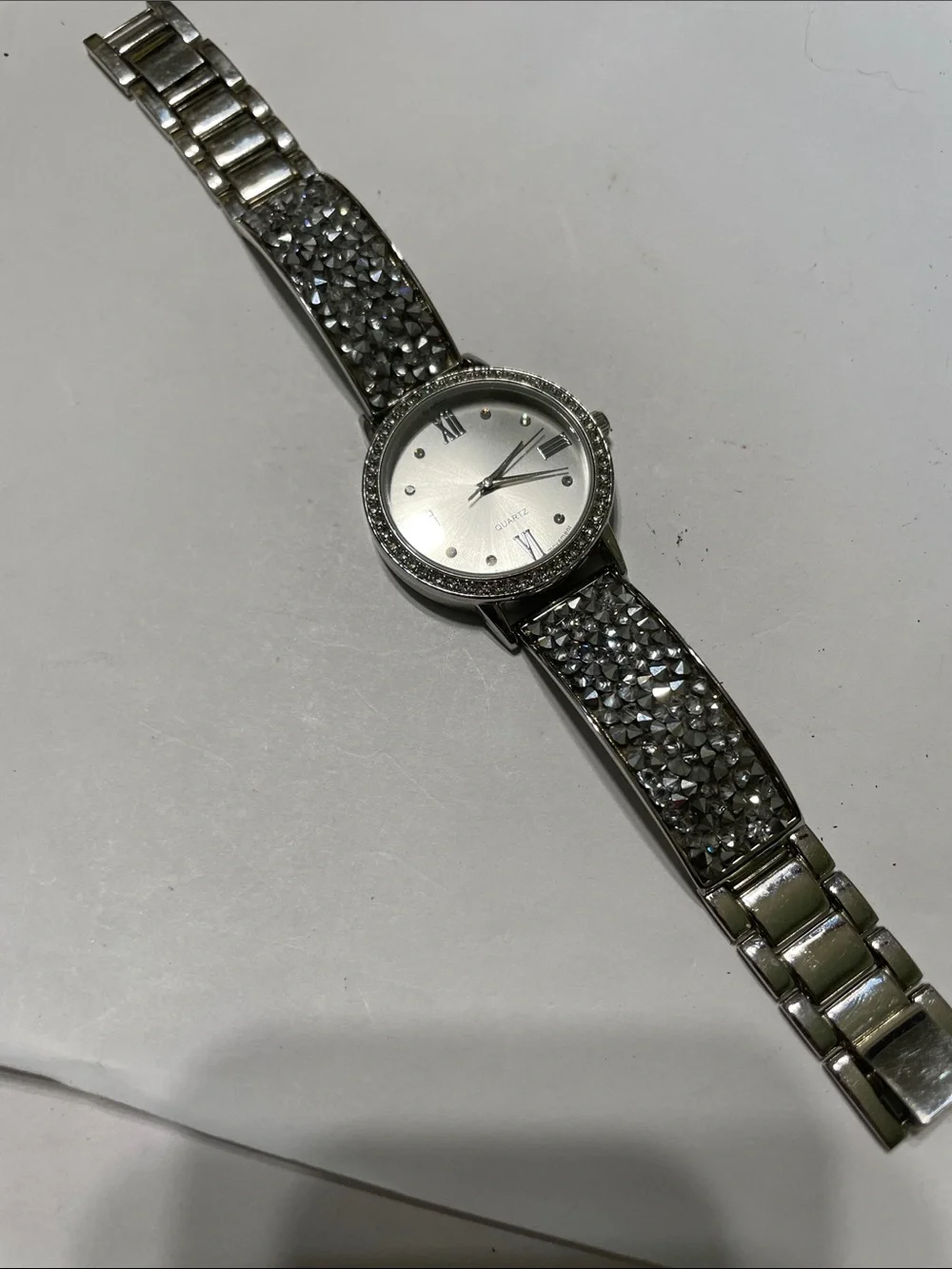 N/A sleek silver